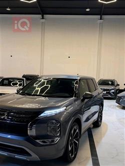 ميتسوبيشي اوتلاندر